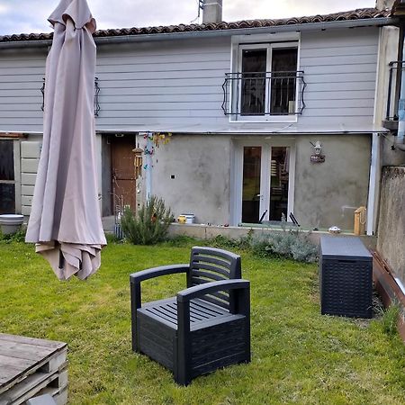 Le Petit Nid Apartman Montgaillard  Kültér fotó